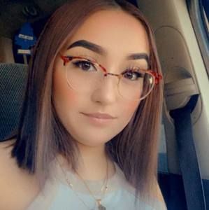 Meet your Posher, Layeska